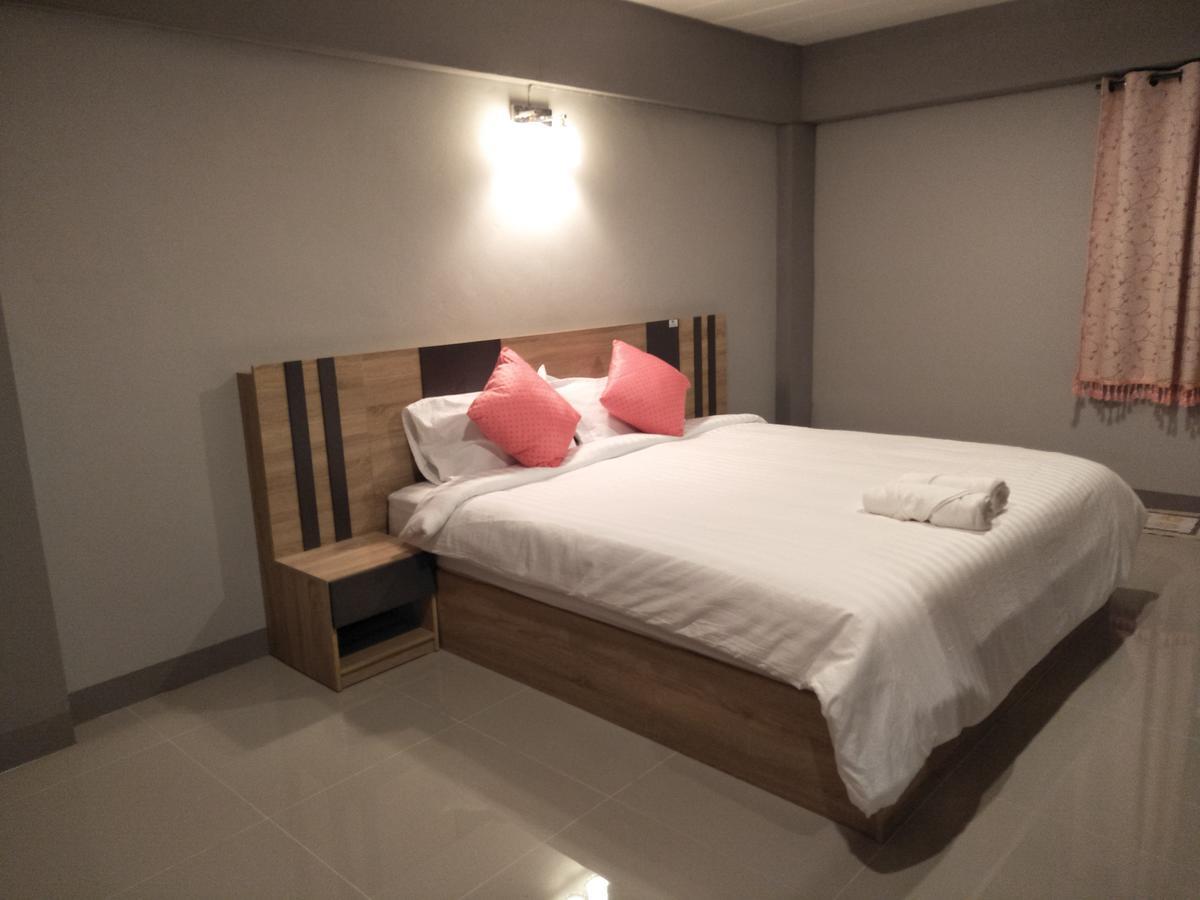 Rinrada Place Hotel Ubon Ratchathani Exteriér fotografie