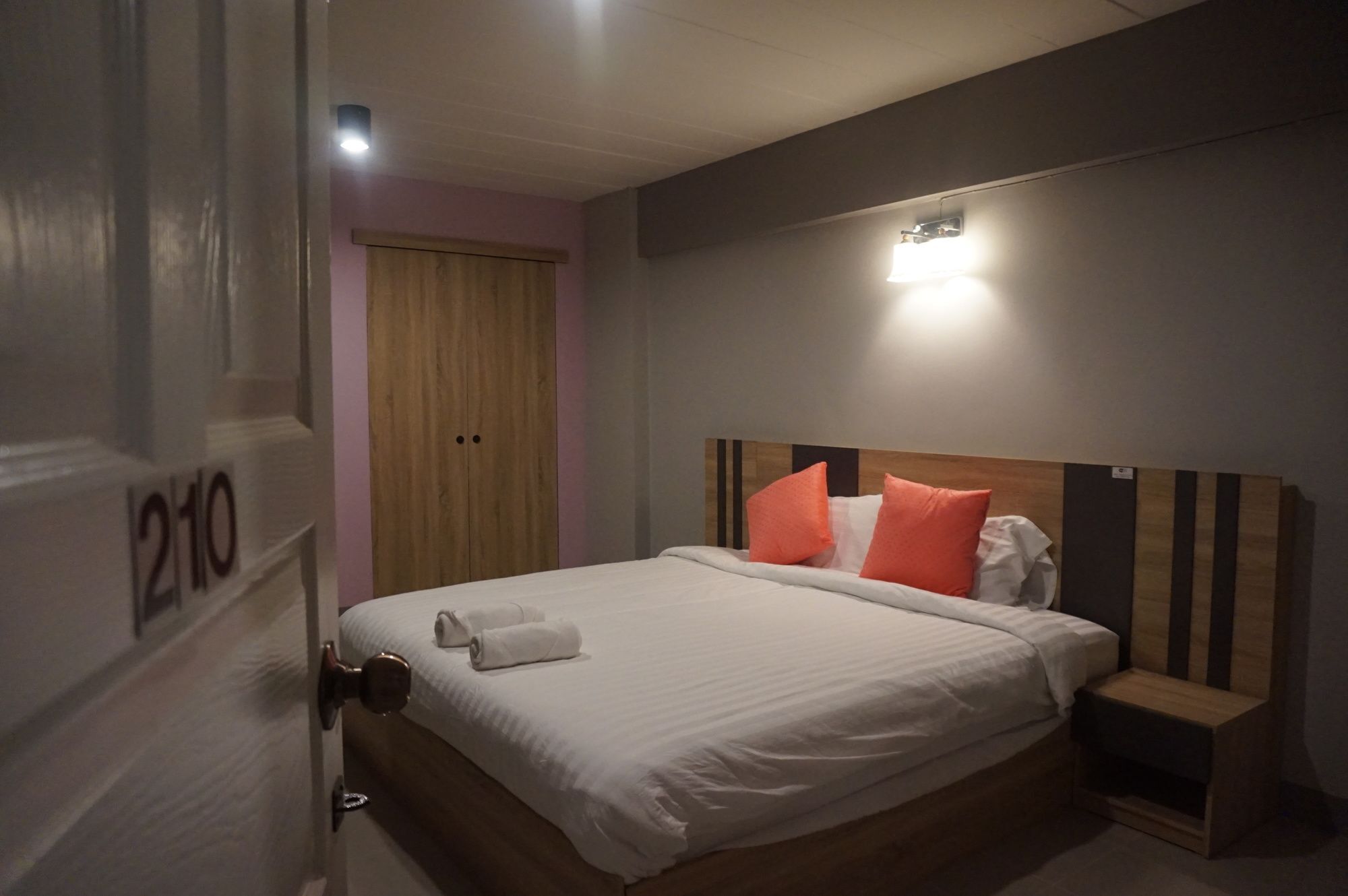 Rinrada Place Hotel Ubon Ratchathani Exteriér fotografie