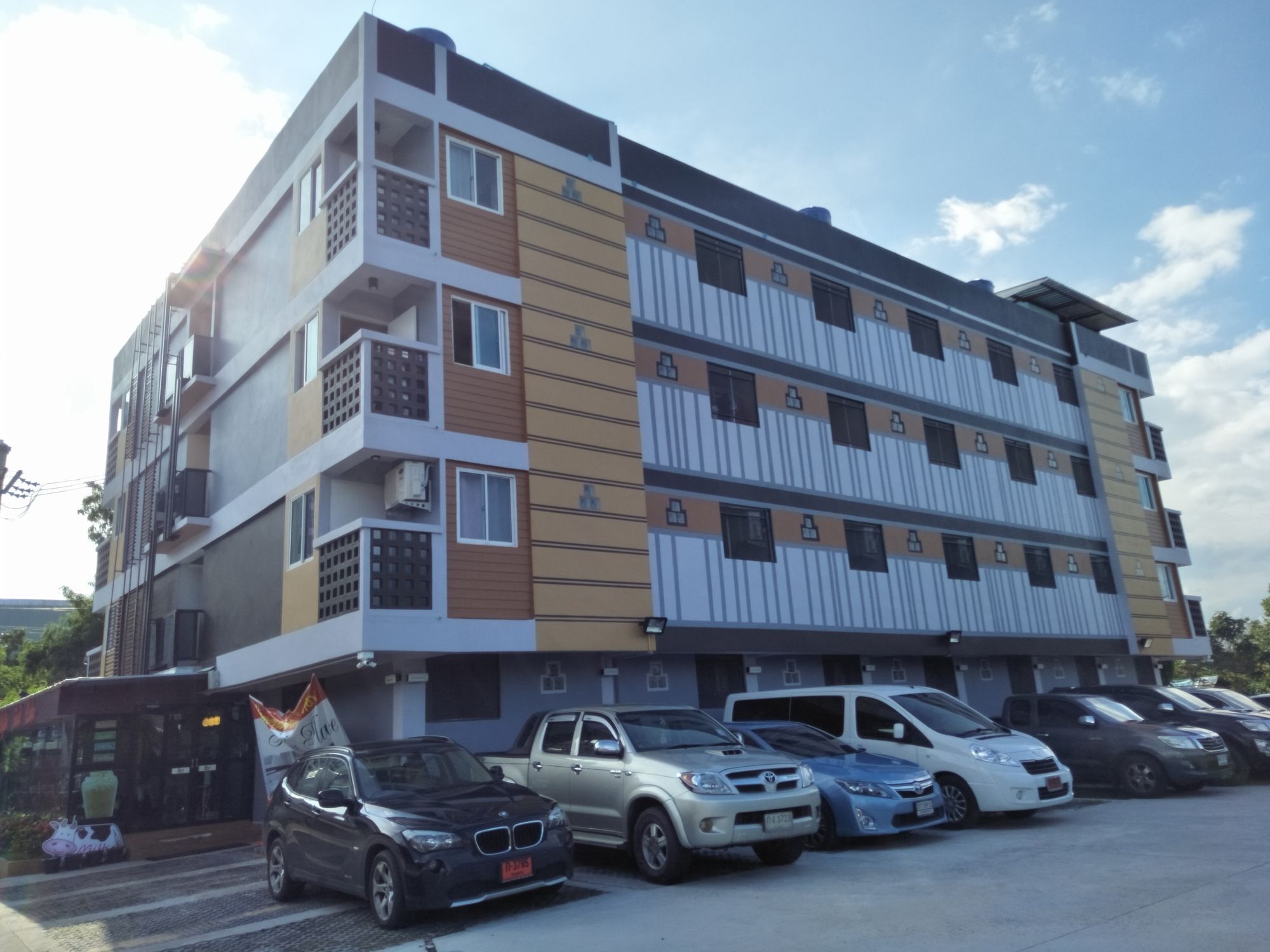 Rinrada Place Hotel Ubon Ratchathani Exteriér fotografie